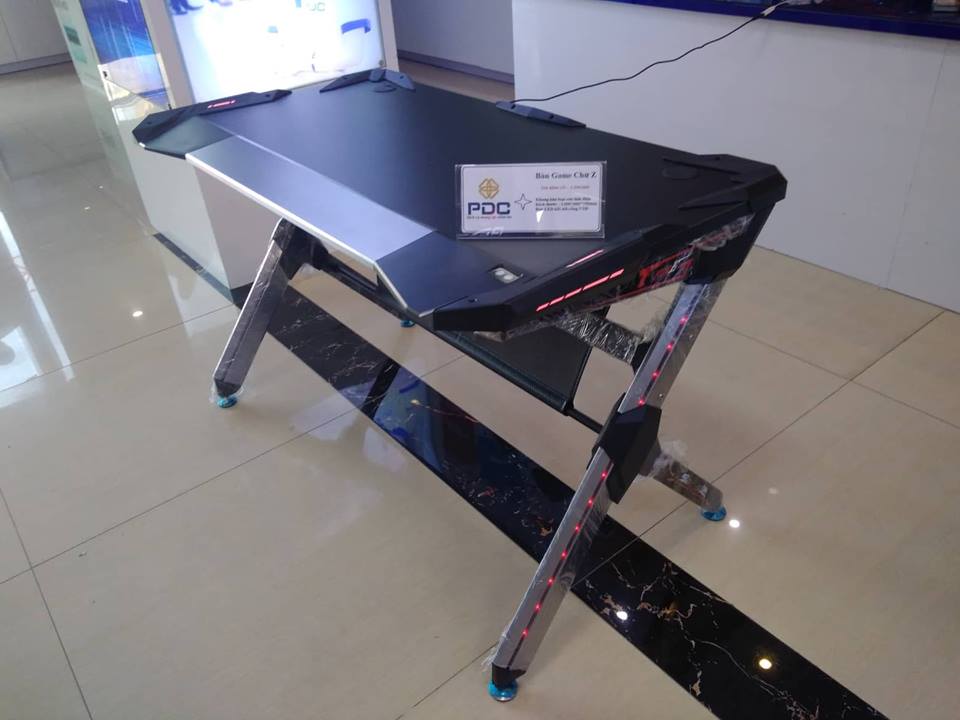 Bàn Game chuyên dụng EBLUE R1